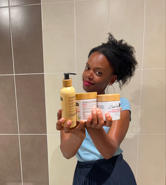 Cheveux afro fins et cassants : comment bien les hydrater, bien démêler les cheveux afro avec un soin intense qui apporte souplesse ?